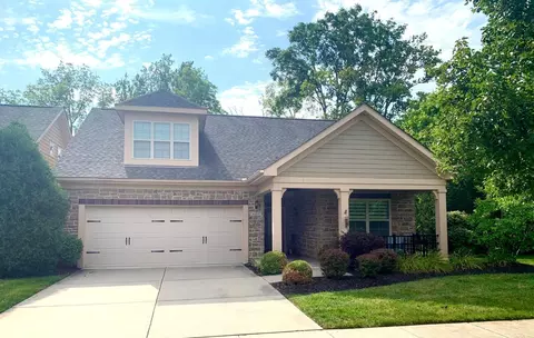 8401 Park Place Cir, West Chester, OH 45069