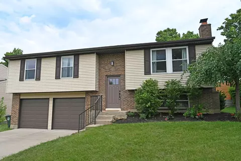 4996 Riverwatch Dr, Cincinnati, OH 45238