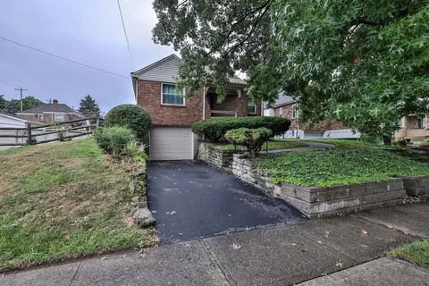 2241 Ronda Ave, Norwood, OH 45212