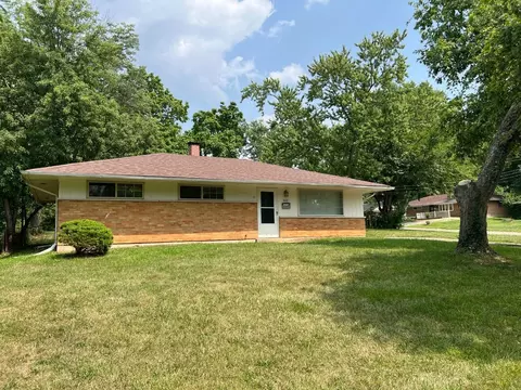 8600 Zodiac Dr, Cincinnati, OH 45231