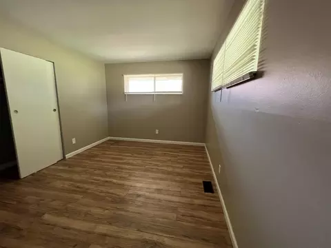 8600 Zodiac Dr, Cincinnati, OH 45231 photo 10