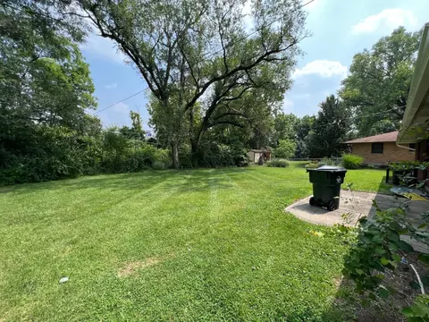 11986 Algiers Dr, Cincinnati, OH 45246 photo 3