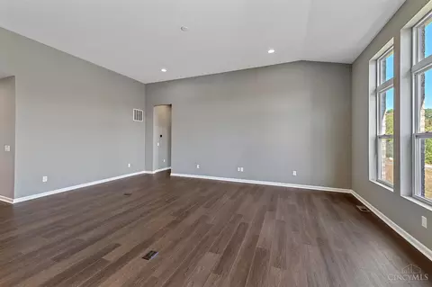 4975 Shadow Hawk Dr #41, Cincinnati, OH 45247 photo 26