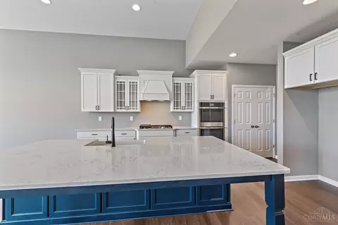 4975 Shadow Hawk Dr #41, Cincinnati, OH 45247 photo 7