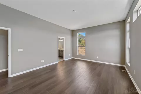 4975 Shadow Hawk Dr #41, Cincinnati, OH 45247 photo 20