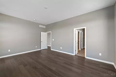 4975 Shadow Hawk Dr #41, Cincinnati, OH 45247 photo 19