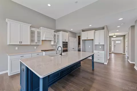 4975 Shadow Hawk Dr #41, Cincinnati, OH 45247 photo 6