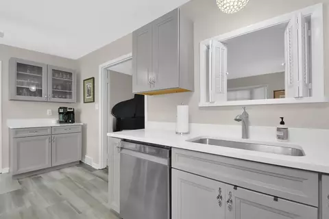9571 Iris Dr, West Chester, OH 45241 photo 21