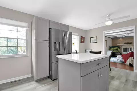 9571 Iris Dr, West Chester, OH 45241 photo 20