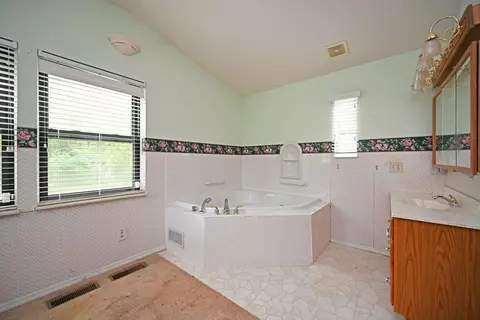 2179 Broadhurst Ave, Cincinnati, OH 45240 photo 19