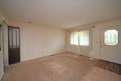 2179 Broadhurst Ave, Cincinnati, OH 45240 photo 6