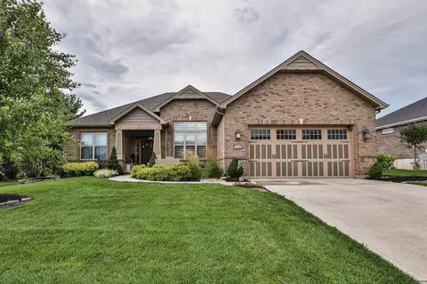 712 Griffin Ln, Monroe, OH 45050