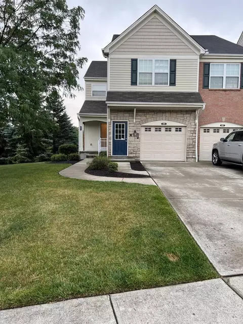 947 Crossing Pointe, Cincinnati, OH 45231