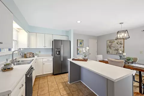 9508 Fallson Ct, Blue Ash, OH 45242 photo 12