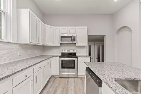4850 Paddock Rd, Cincinnati, OH 45237 photo 12