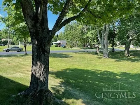 1602 Acreview Dr, Cincinnati, OH 45240 photo 8