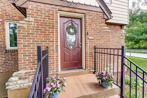 2922 Mapleleaf Ave, Cincinnati, OH 45212 photo 4