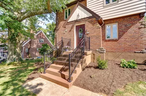 2922 Mapleleaf Ave, Cincinnati, OH 45212 photo 3