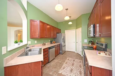 7613 Skyview Cir, Cincinnati, OH 45248 photo 13