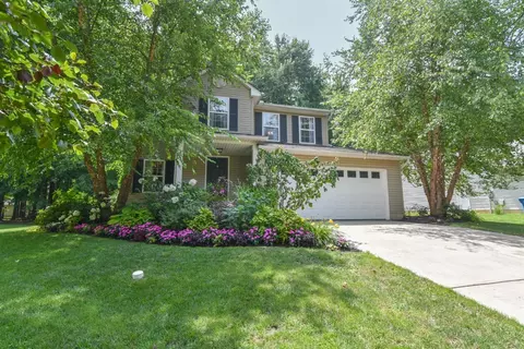 1523 Thornberry Rd, Amelia, OH 45102