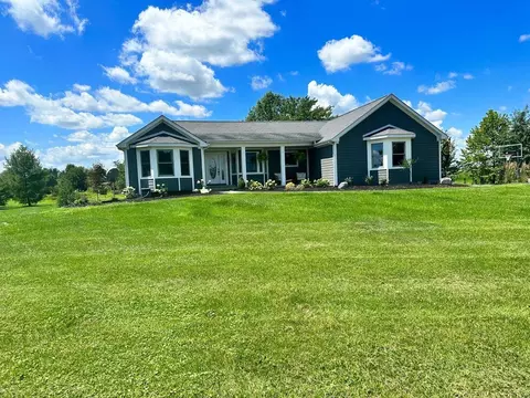 8722 St Rt 730, Clarksville, OH 45113