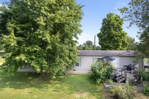 3059 Lindale Mt Holly Rd, Amelia, OH 45102