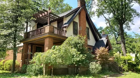 6201 Beech View Cir, Cincinnati, OH 45213 photo 2