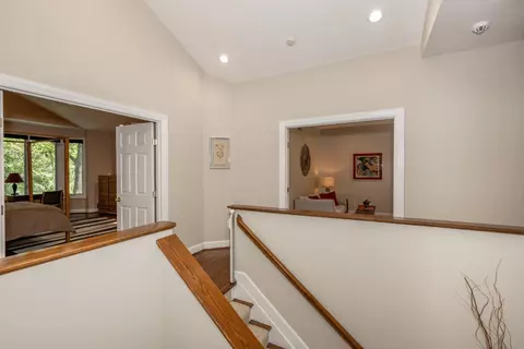 690 Windings Ln, Cincinnati, OH 45220 photo 23