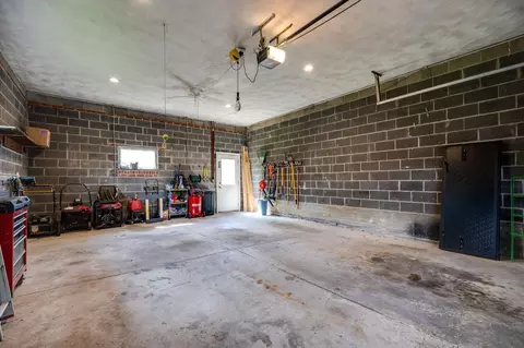 4257 Lamont Dr, Kettering, OH 45429 photo 35