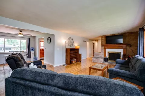 4257 Lamont Dr, Kettering, OH 45429 photo 10