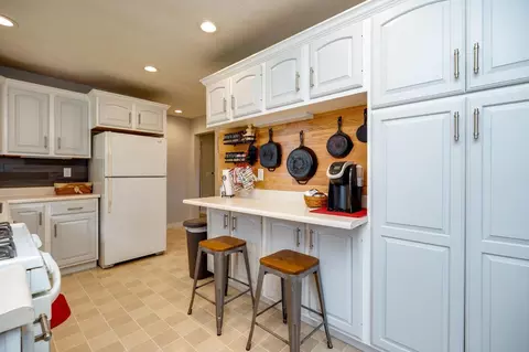 4257 Lamont Dr, Kettering, OH 45429 photo 13