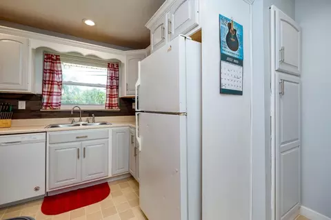 4257 Lamont Dr, Kettering, OH 45429 photo 16