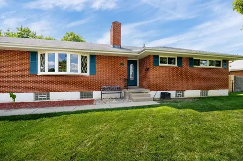 4257 Lamont Dr, Kettering, OH 45429 photo 4