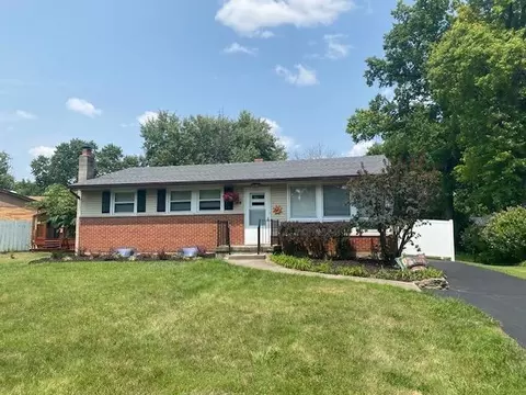 564 Observatory Dr, Springdale, OH 45246