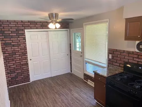 564 Observatory Dr, Springdale, OH 45246 photo 9