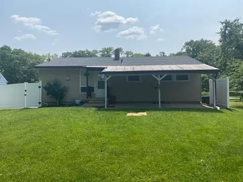 564 Observatory Dr, Springdale, OH 45246 photo 4