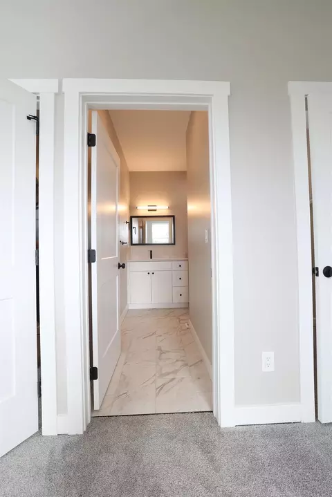 522 Hale Ave, Cincinnati, OH 45229 photo 12