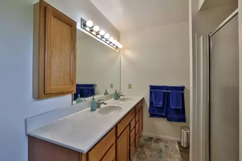 4657 Melody Ln, Cincinnati, OH 45245 photo 24