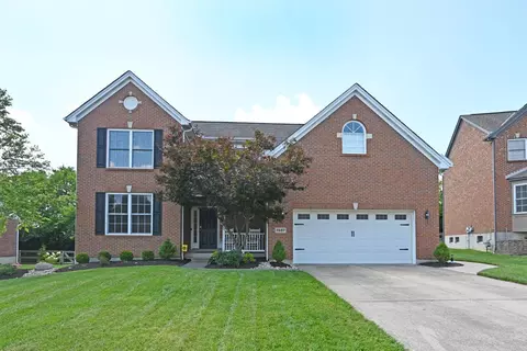 7887 Furrow Ct, West Chester, OH 45069