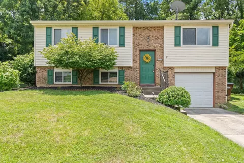 2913 Mapletree Ct, Reading, OH 45236