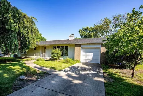 50 Dover Pl, Hamilton, OH 45013
