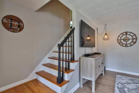 2444 Downing Dr, Cincinnati, OH 45208 photo 5