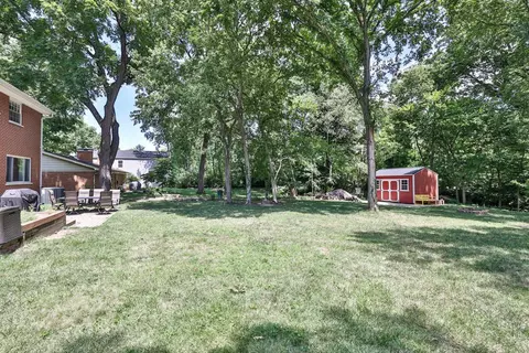8740 Cavalier Dr, Cincinnati, OH 45231 photo 30