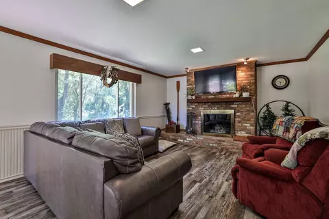 8740 Cavalier Dr, Cincinnati, OH 45231 photo 9