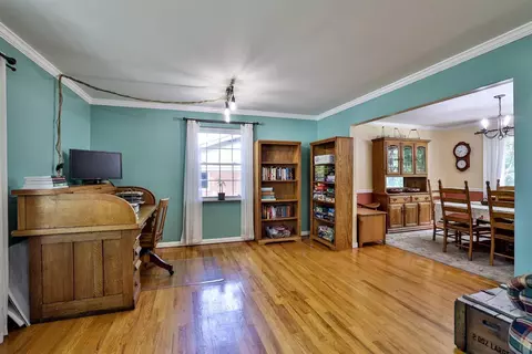 8740 Cavalier Dr, Cincinnati, OH 45231 photo 8