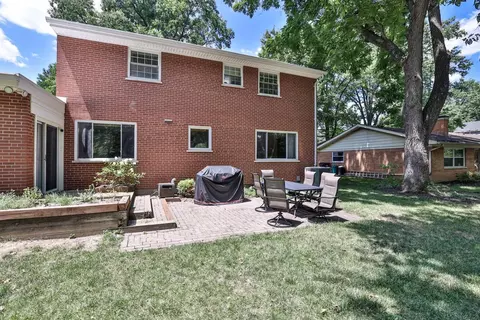 8740 Cavalier Dr, Cincinnati, OH 45231 photo 28