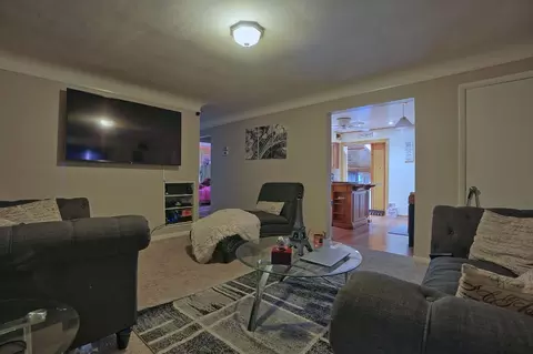 9212 Orangewood Dr, Cincinnati, OH 45231 photo 5