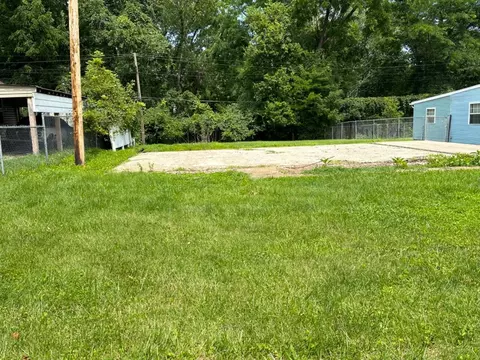 199 Orchard Cir, Blanchester, OH 45107 photo 2
