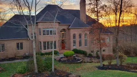 561 Ridgestone Dr, Cincinnati, OH 45255 photo 48
