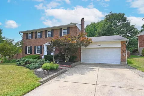 3263 Linsan Dr, Cincinnati, OH 45239 photo 2